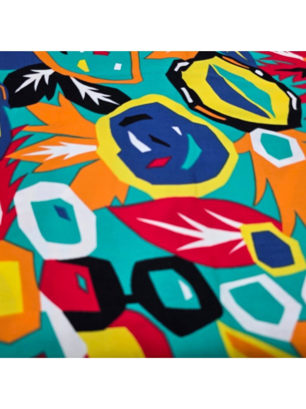 Apparel Fabric Bright & Colorful Abstract Crafting Or DIY Projects 2 Yds 29" - Picture 2 of 4